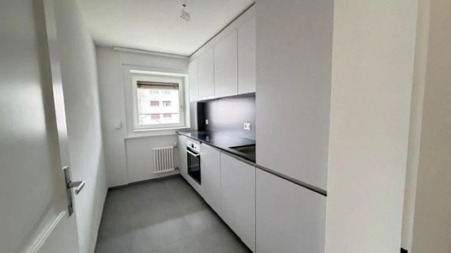 Appartement moderne 5 pièces - Photo 7 sur 7