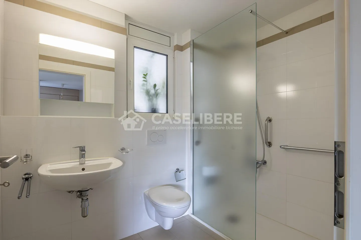 KOMFORTABLE 2.5 ZIMMER IN AGNO - Foto 8 von 9