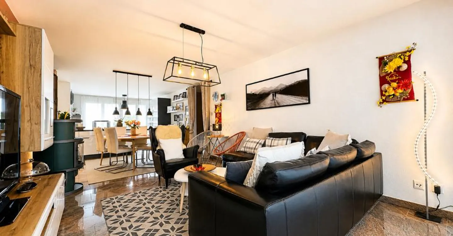 Appartement 4.5 pièces au centre de Fribourg - Photo 3 sur 9