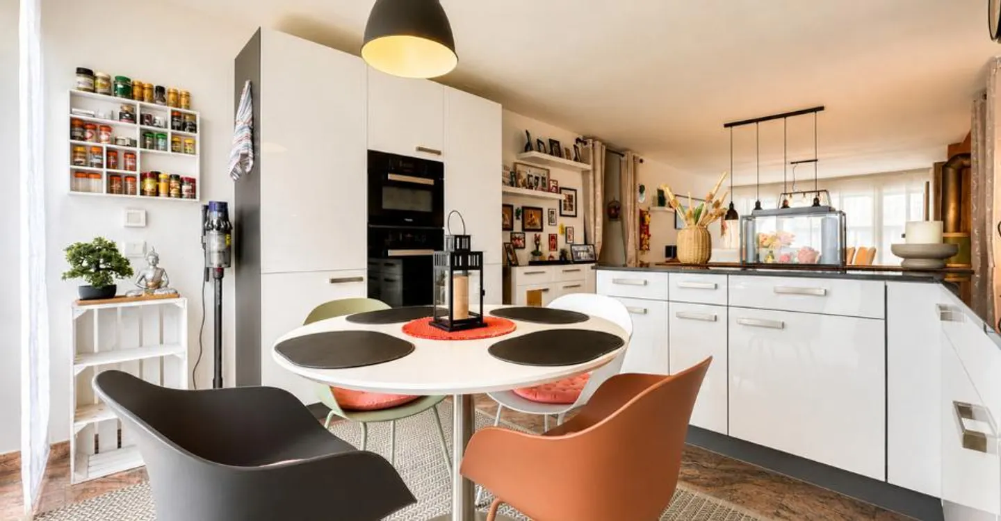 Appartement 4.5 pièces au centre de Fribourg - Photo 2 sur 9