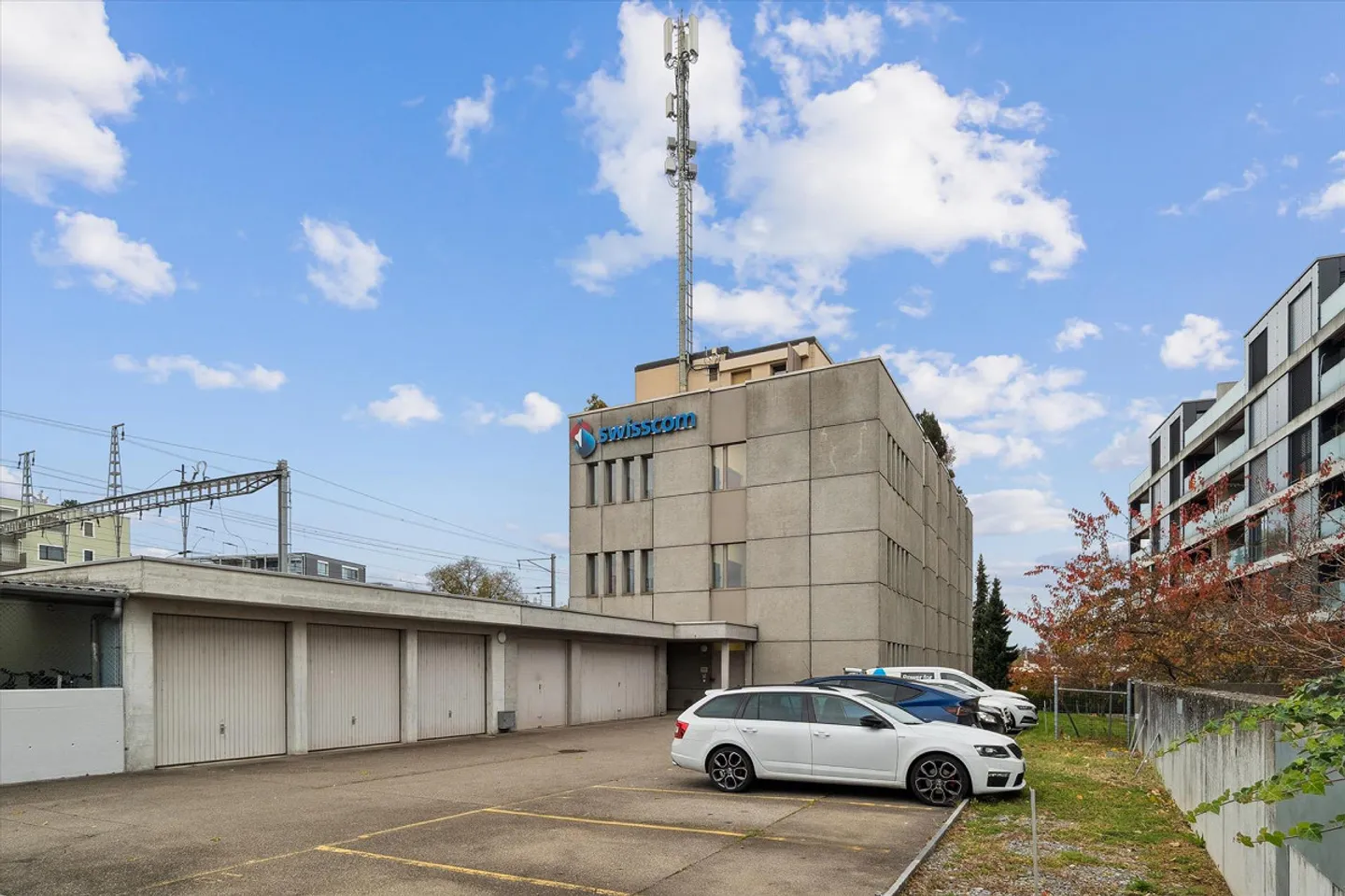 Posizione ufficio alla stazione - Spazi per uffici e commerciali a Wetzikon - Foto 1 di 8