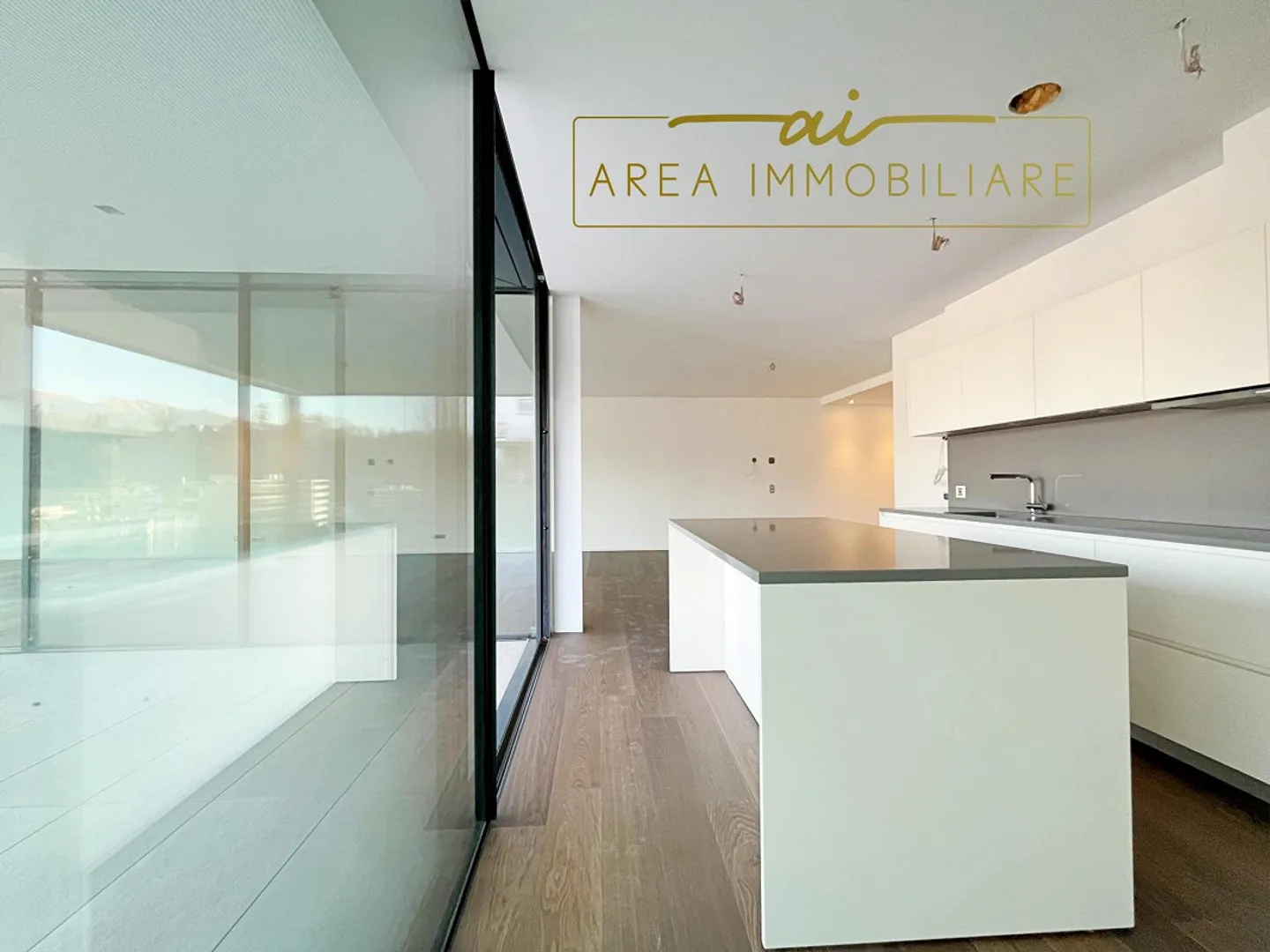 NEUES 4.5-ZIMMER-PENTHOUSE MIT SEEBLICK IN PARADISO - Foto 6 von 13