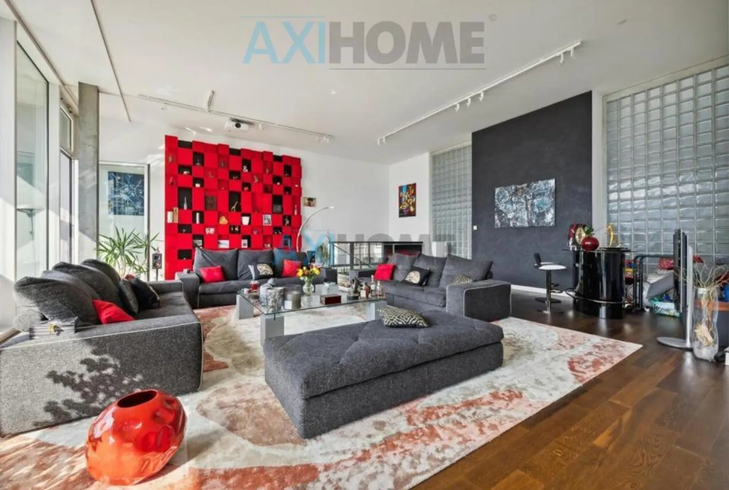 Loft d'exception au centre de Montreux - Photo 2 sur 13