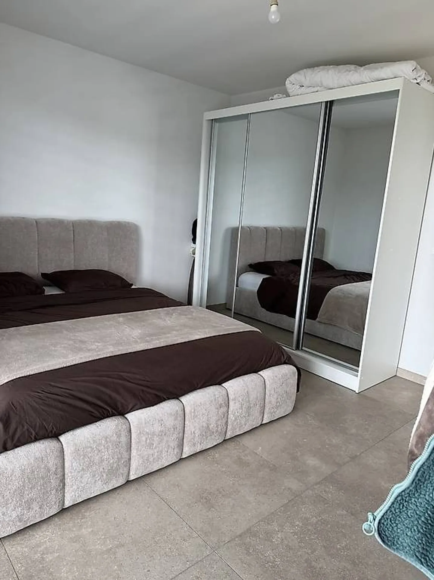Modern Apartment in Quiet Area - Photo 4 of 5