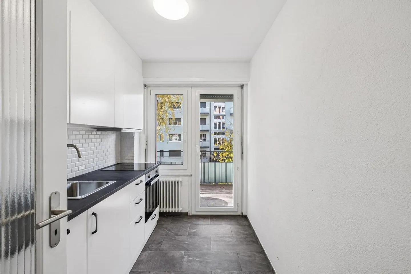 Appartamento affascinante con 2 camere - Foto 7 di 11