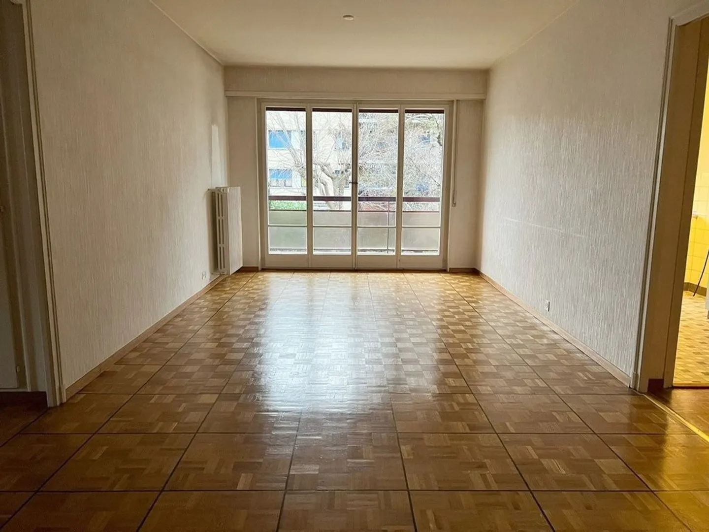 Nel cuore del quartiere di Chailly, spaziosi 4 locali - Foto 1 di 8