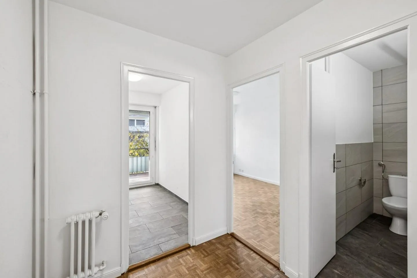 Appartamento affascinante con 2 camere - Foto 4 di 11