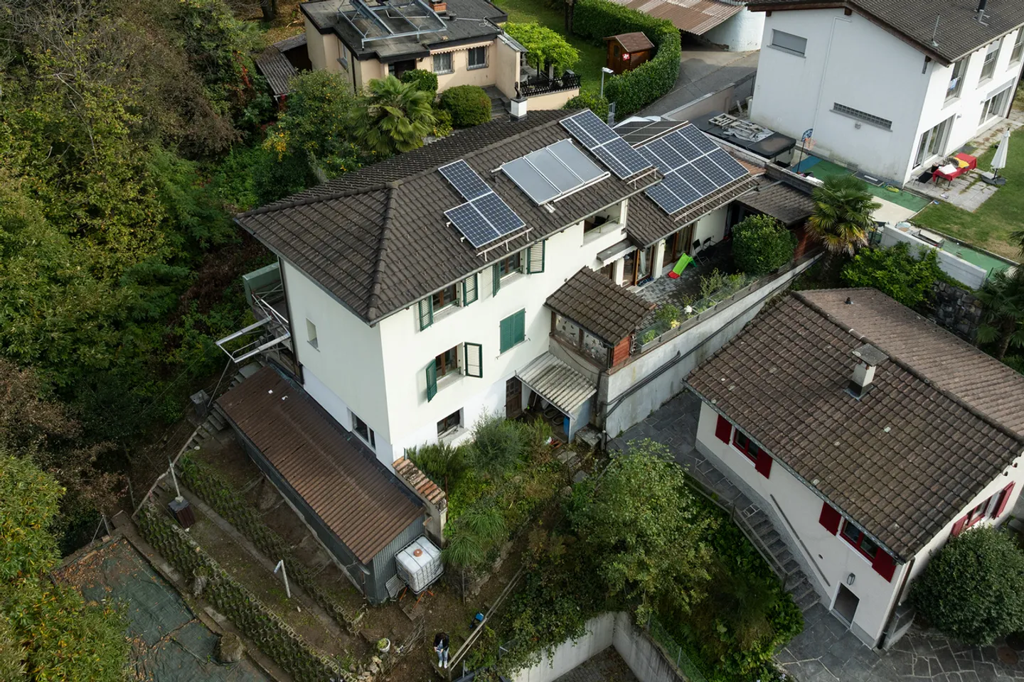 Raum und Freiheit in diesem geräumigen Einfamilienhaus - Foto 1 von 7