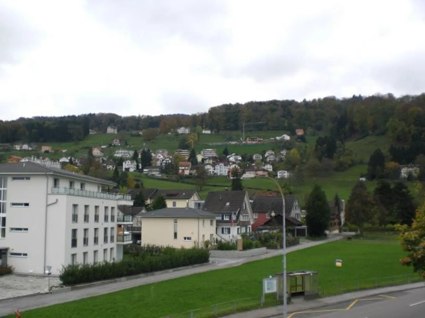 Helle 4 Zimmer Dachwohnung - Foto 2 von 29