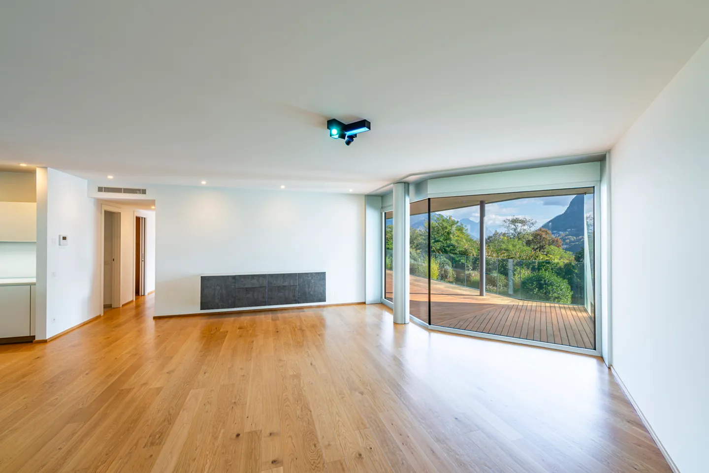 Elegante appartamento con giardino nella moderna Residenza Du Parc - Foto 6 di 17