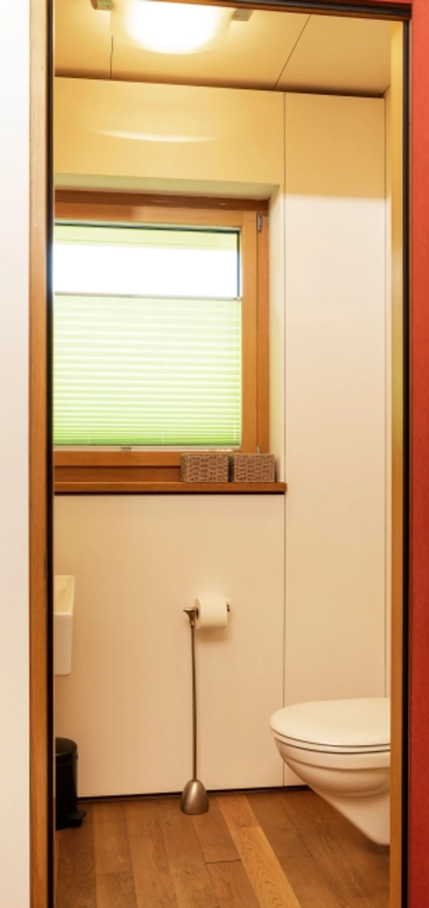 Grande appartement de 2.5 pièces avec deux espaces de sièges non meublé - Photo 8 sur 13