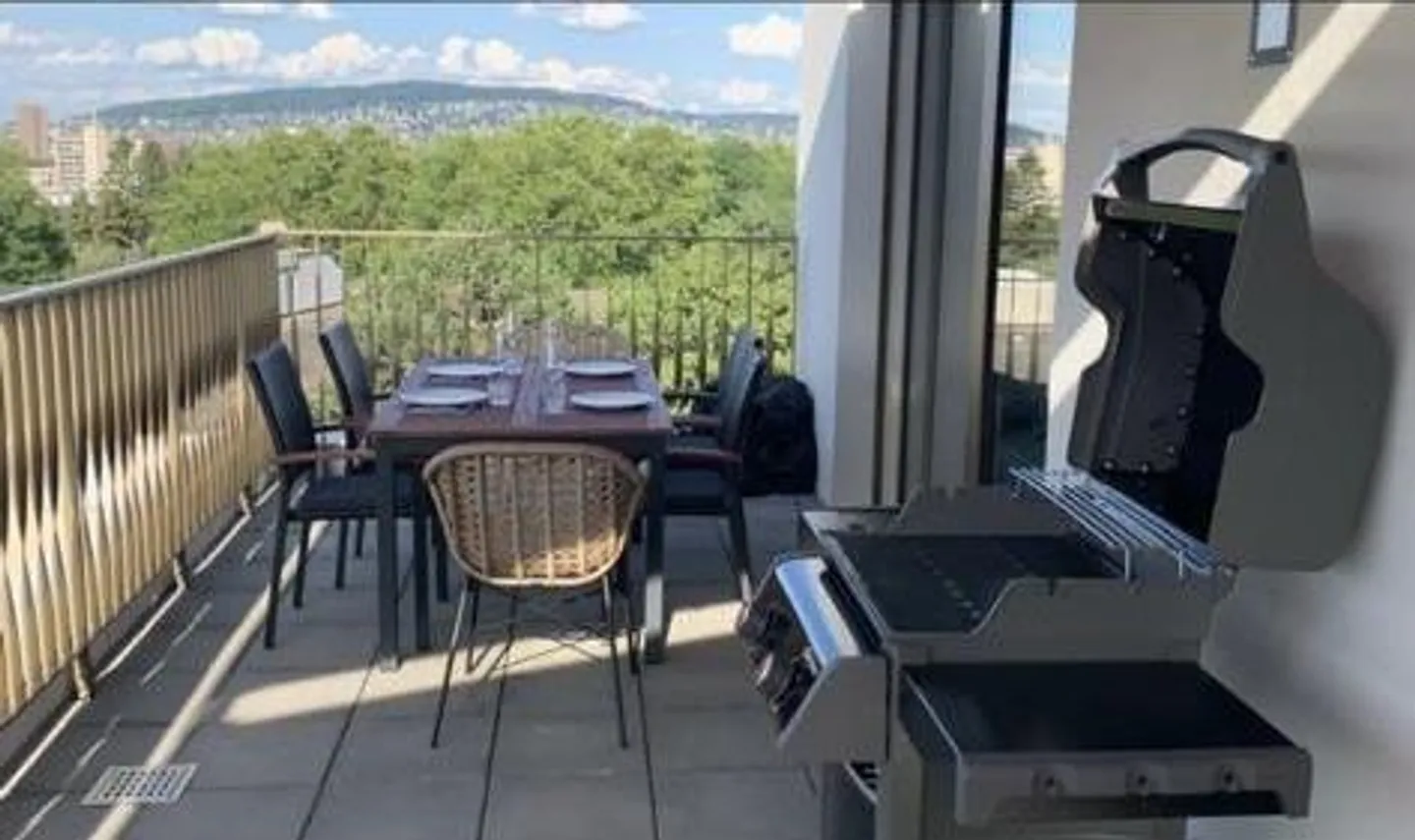 Appartement en Attique de 2,5 pièces - Photo 8 sur 9