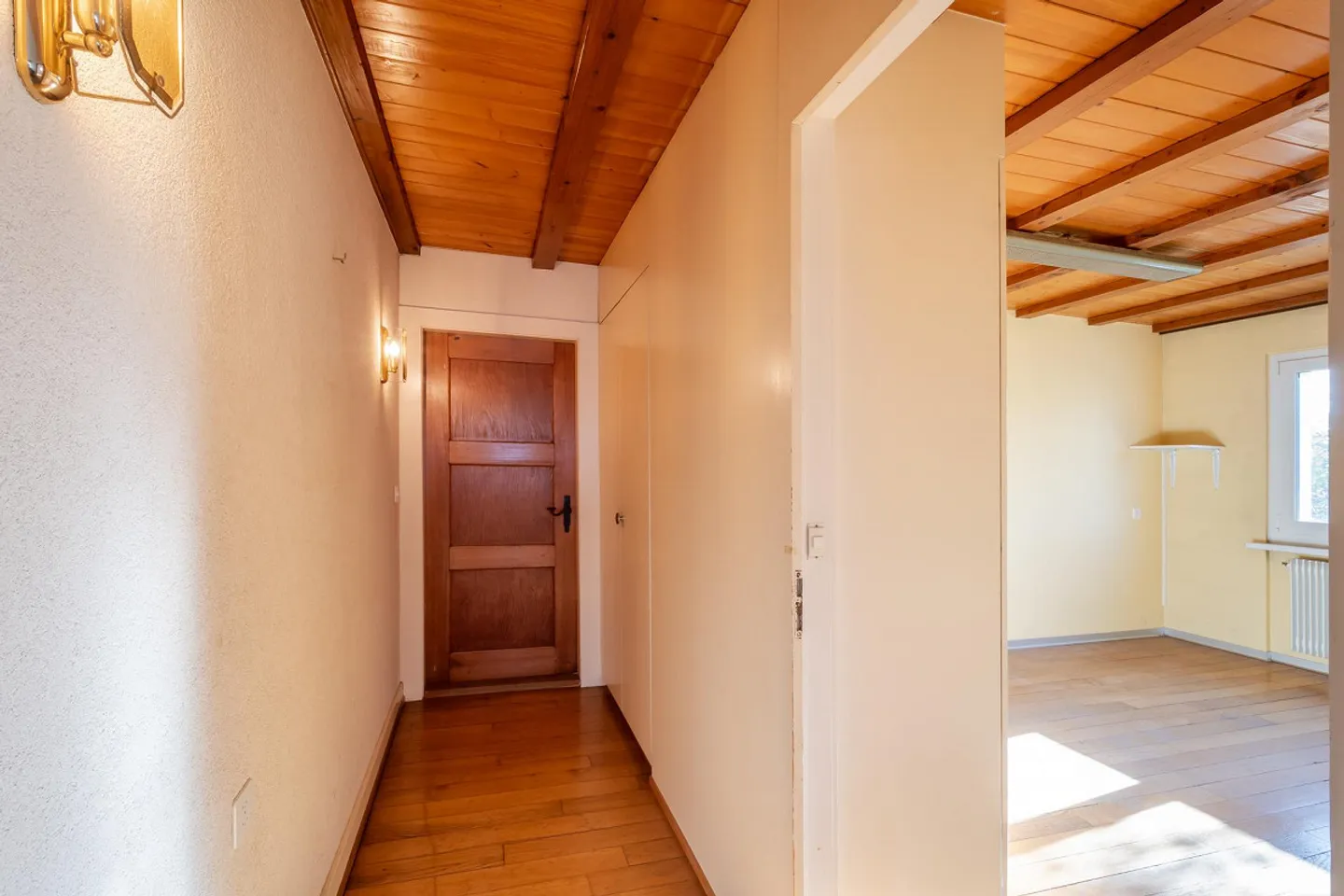 Detached single-family house on spacious property - Photo 15 of 19