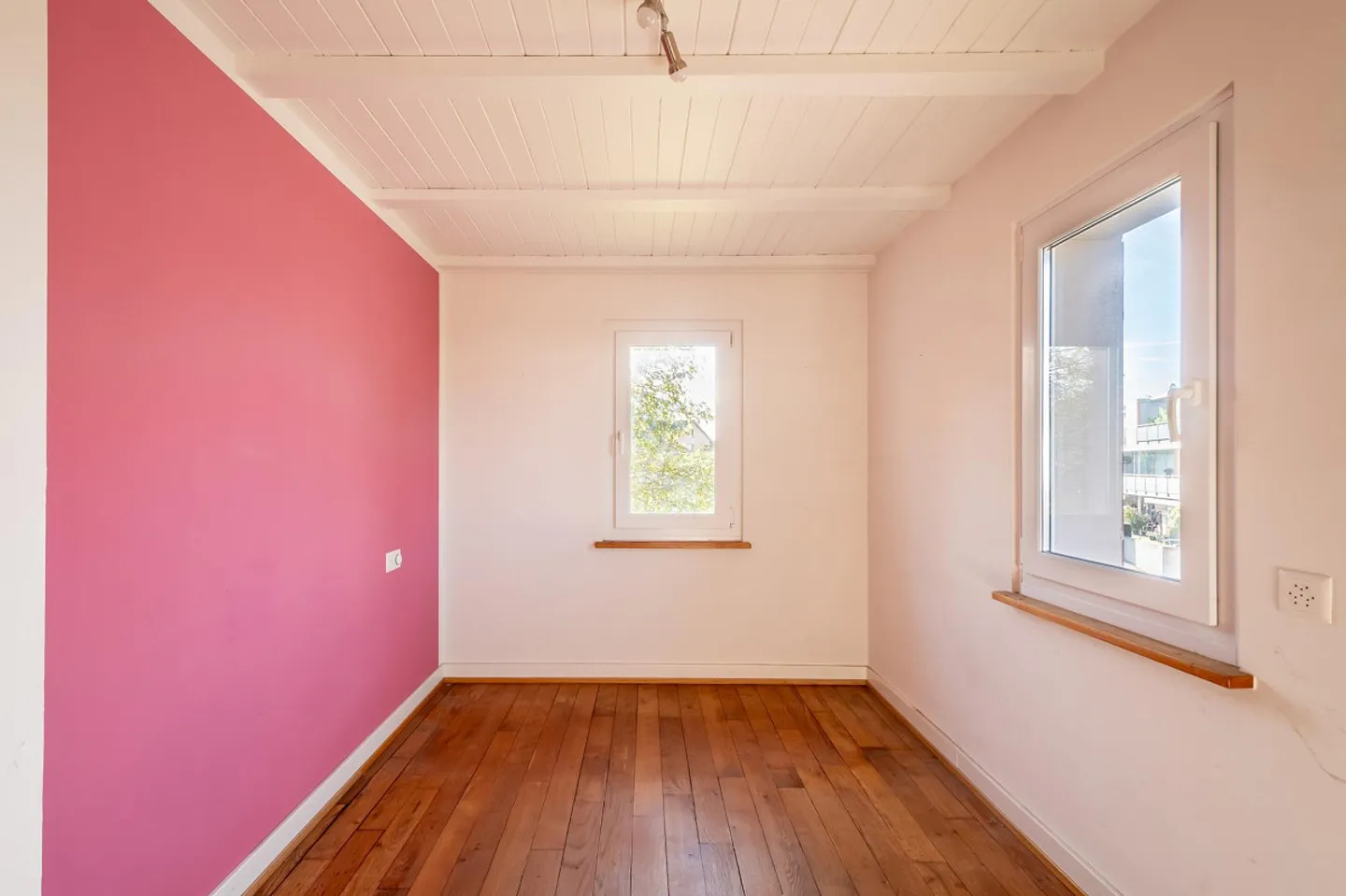 Detached single-family house on spacious property - Photo 17 of 19