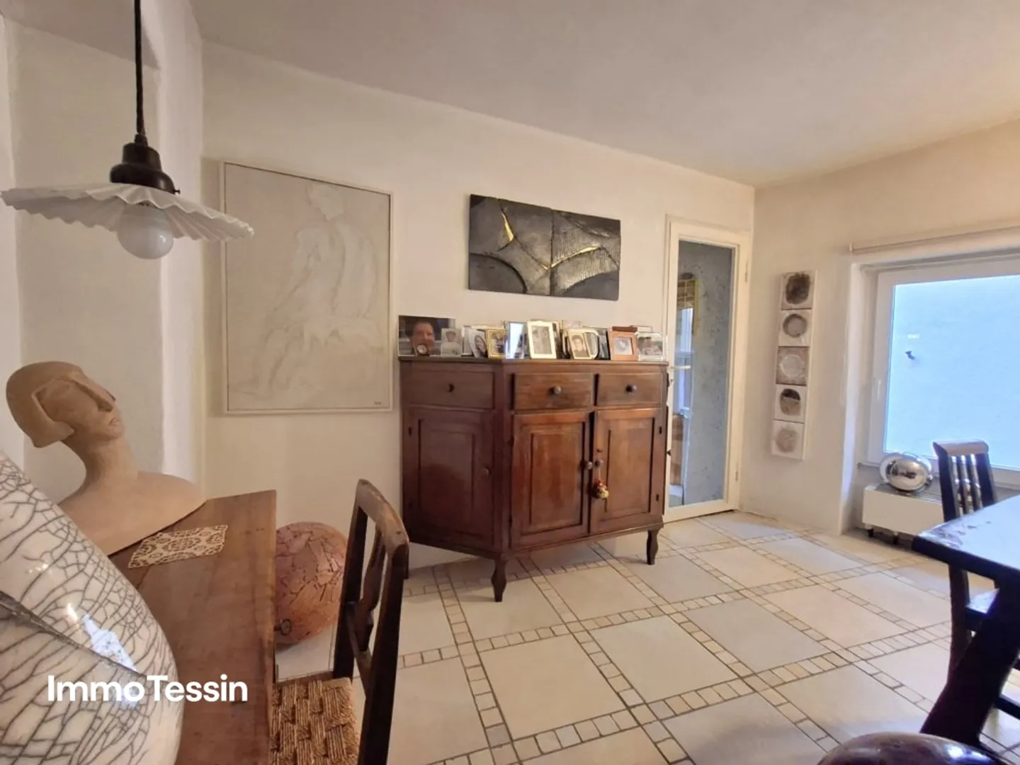 Rarity: Completely and lovingly restored Ticino mansion with a touch of luxury - Photo 7 of 13