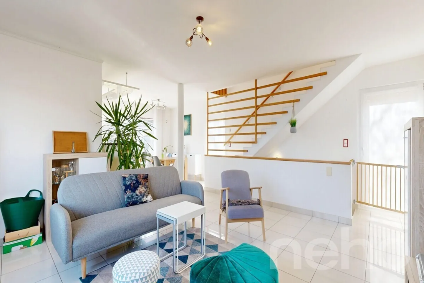 Spaziosa casa familiare con terrazza - Foto 4 di 12