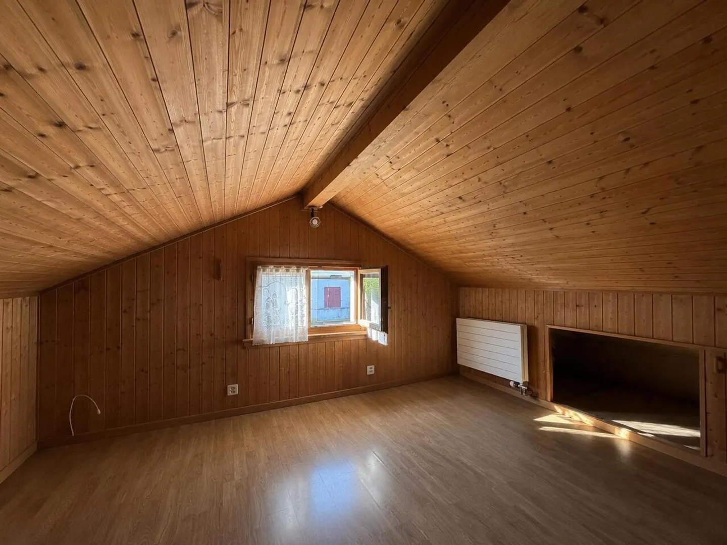 Charming detached house - Photo 12 of 13