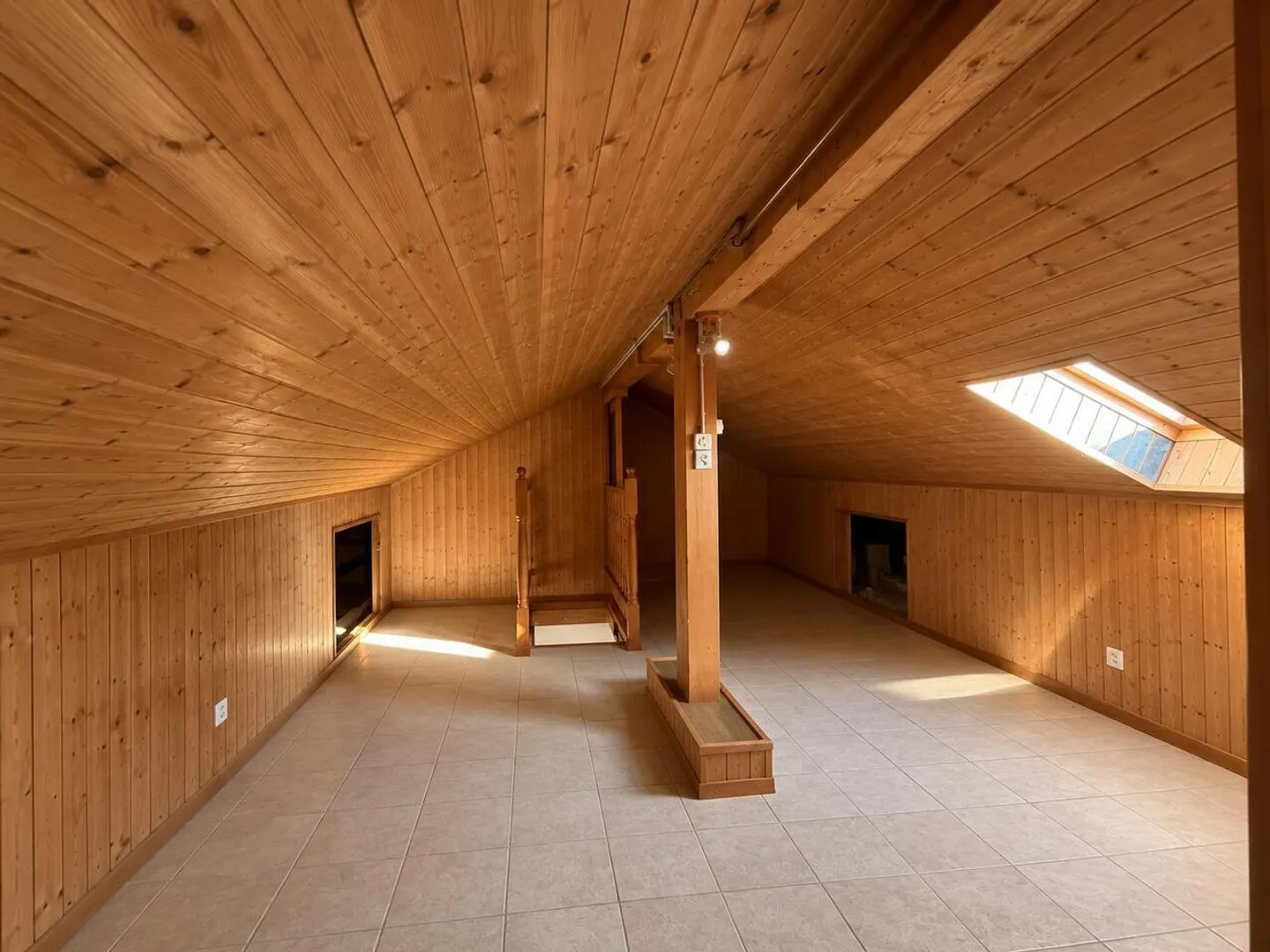 Charming detached house - Photo 13 of 13