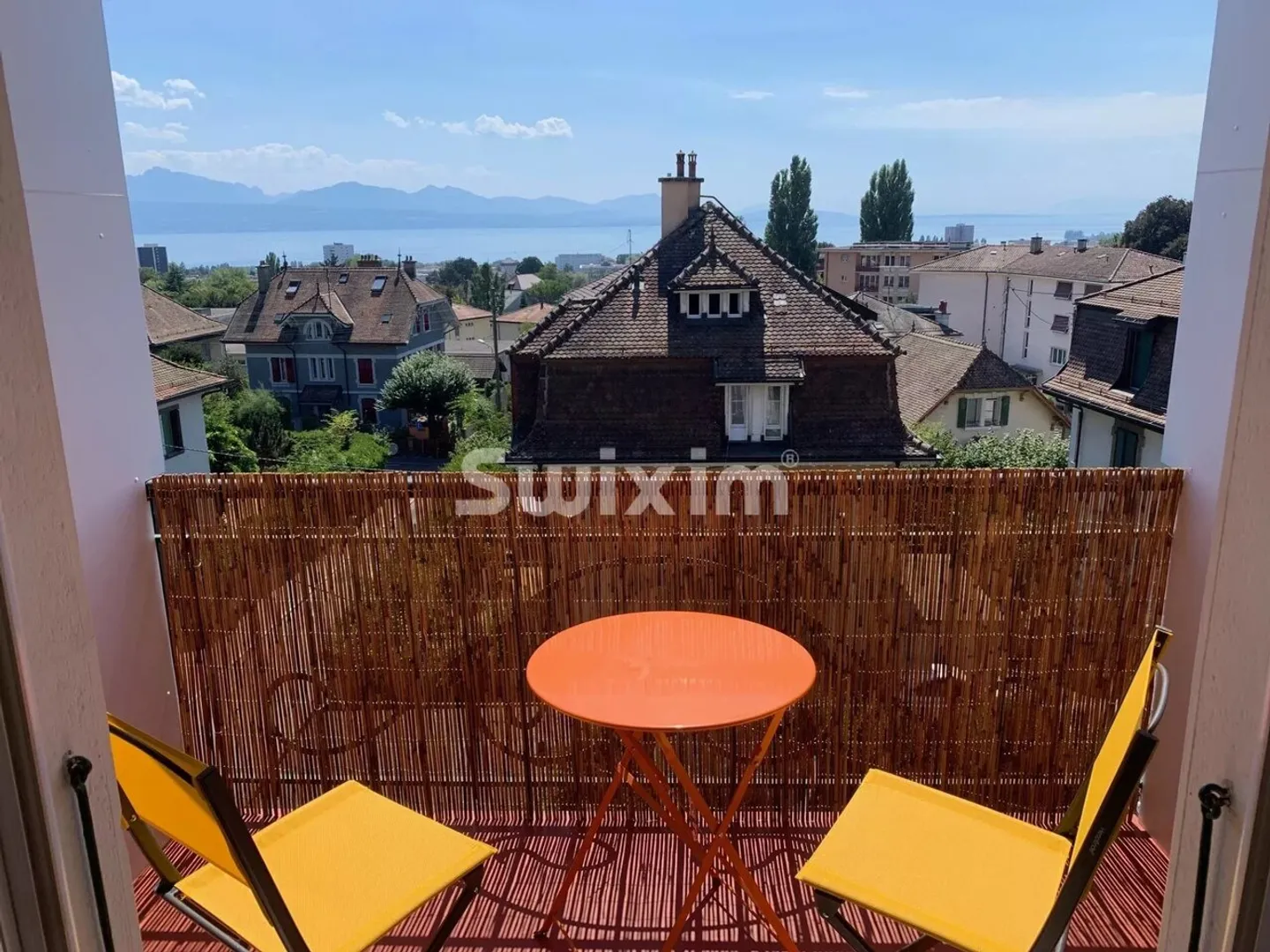 Charmantes Duplex mit Seeblick - Foto 1 von 6