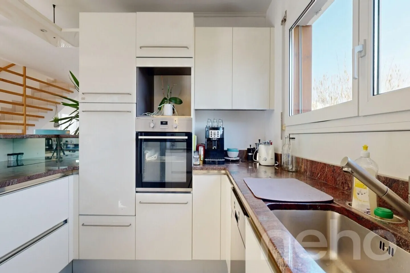 Spaziosa casa familiare con terrazza - Foto 9 di 12