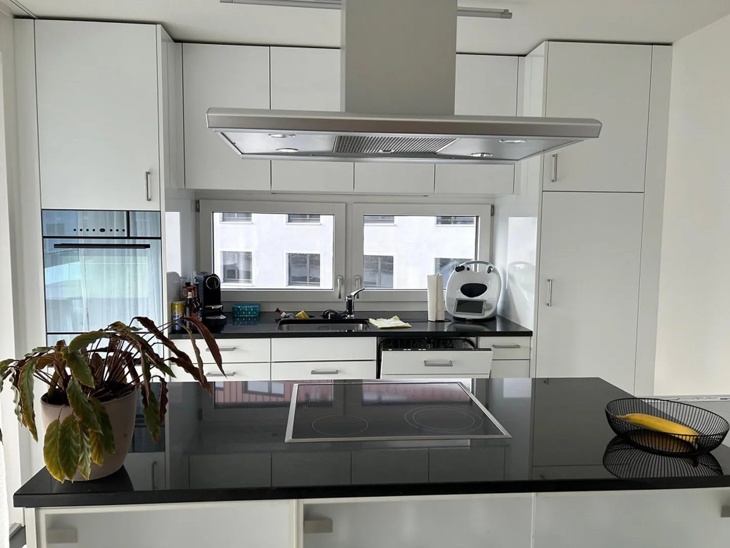 Nachmieter gesucht ab 1.3.26 – Moderne 4½-Zimmer-Wohnung in Unterägeri - Foto 2 von 6