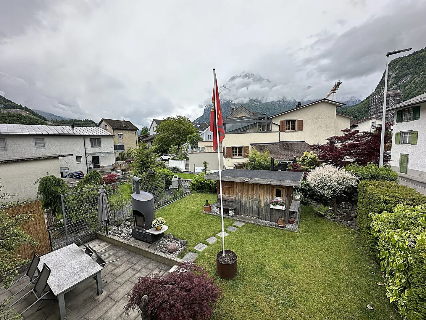 Maison individuelle de 7,5 pièces avec beau jardin - Photo 11 sur 12