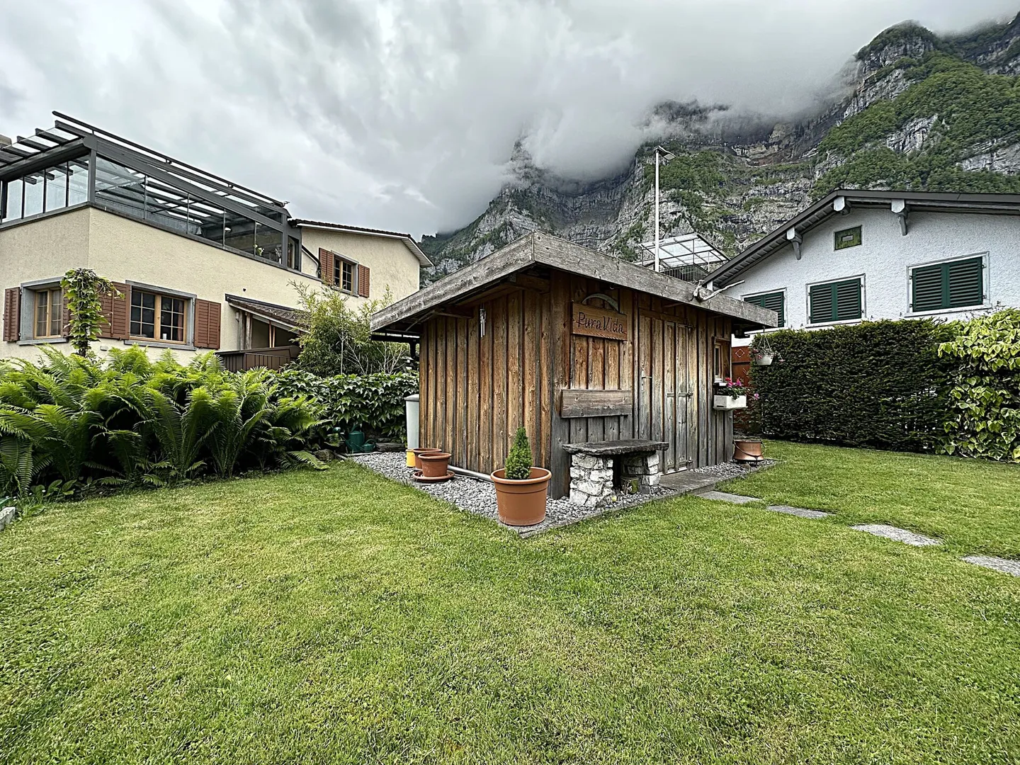 Maison individuelle de 7,5 pièces avec beau jardin - Photo 12 sur 12