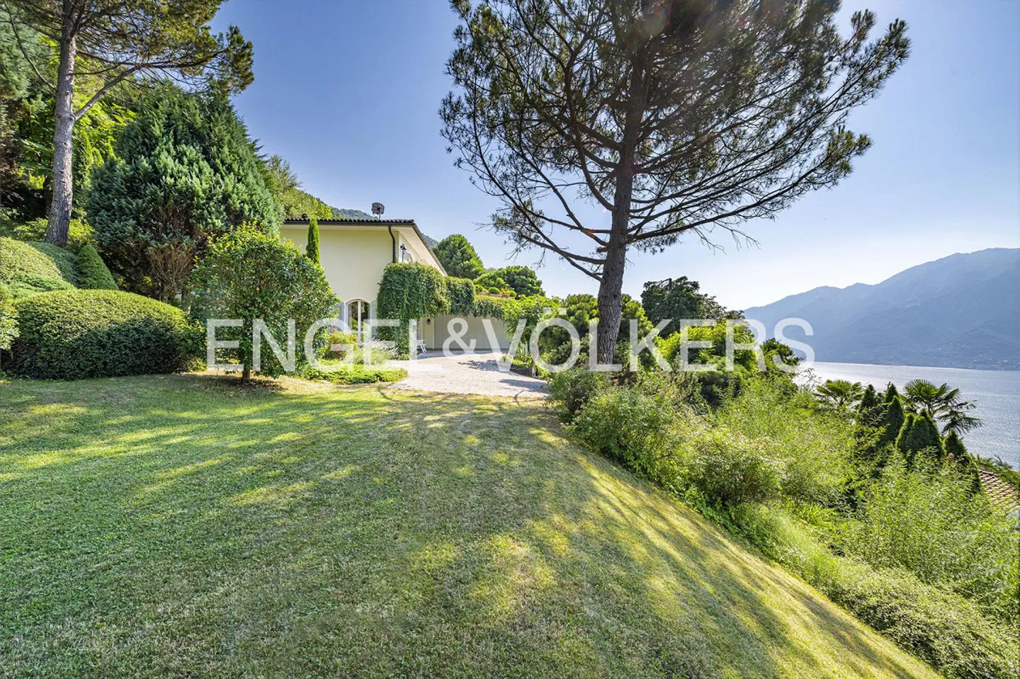 Scenario da sogno sopra il Lago Maggiore (5) - Foto 15 di 17