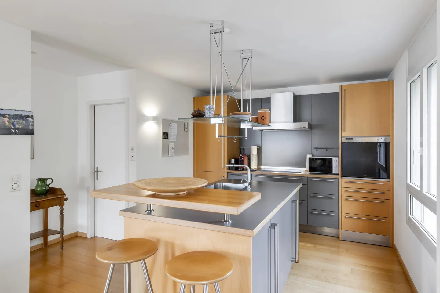 4.5-room apartment occupying a full floor in Saint-Sulpice - Photo 3 of 13