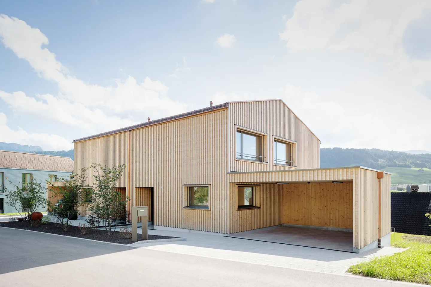 Charmantes Doppelhaus in Appenzell - Foto 1 von 12