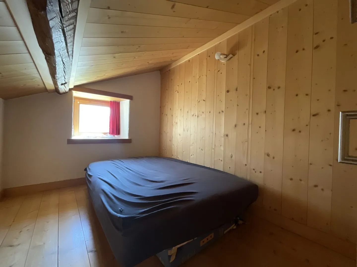 Apartment and land for sale in the village of Vollèges - Photo 12 of 26