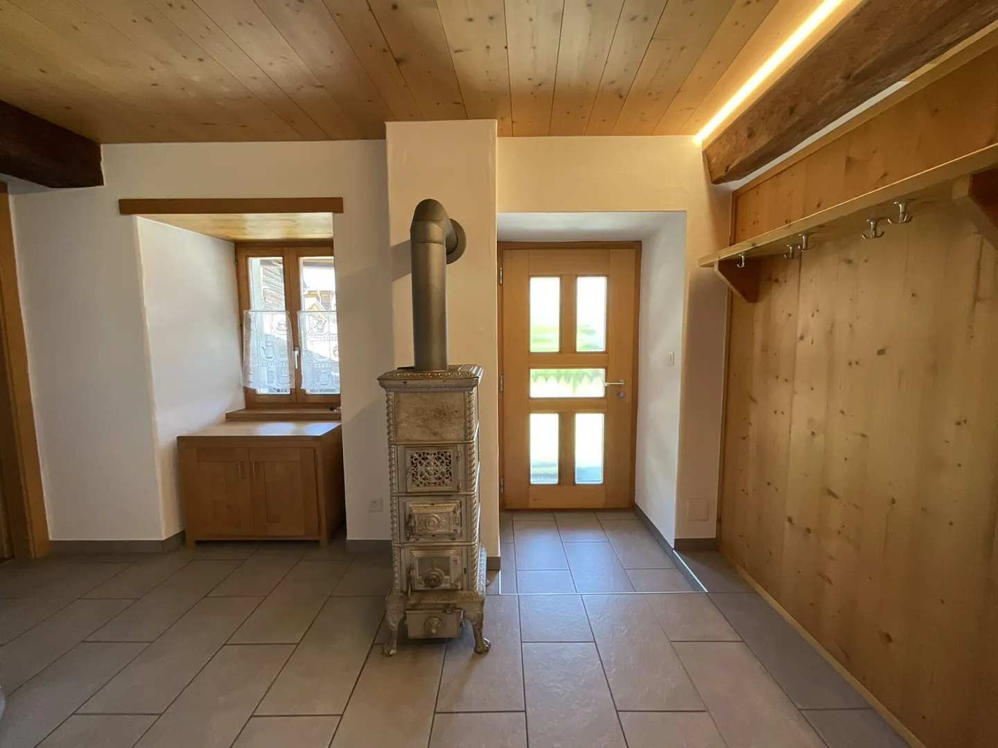 Apartment and land for sale in the village of Vollèges - Photo 10 of 26