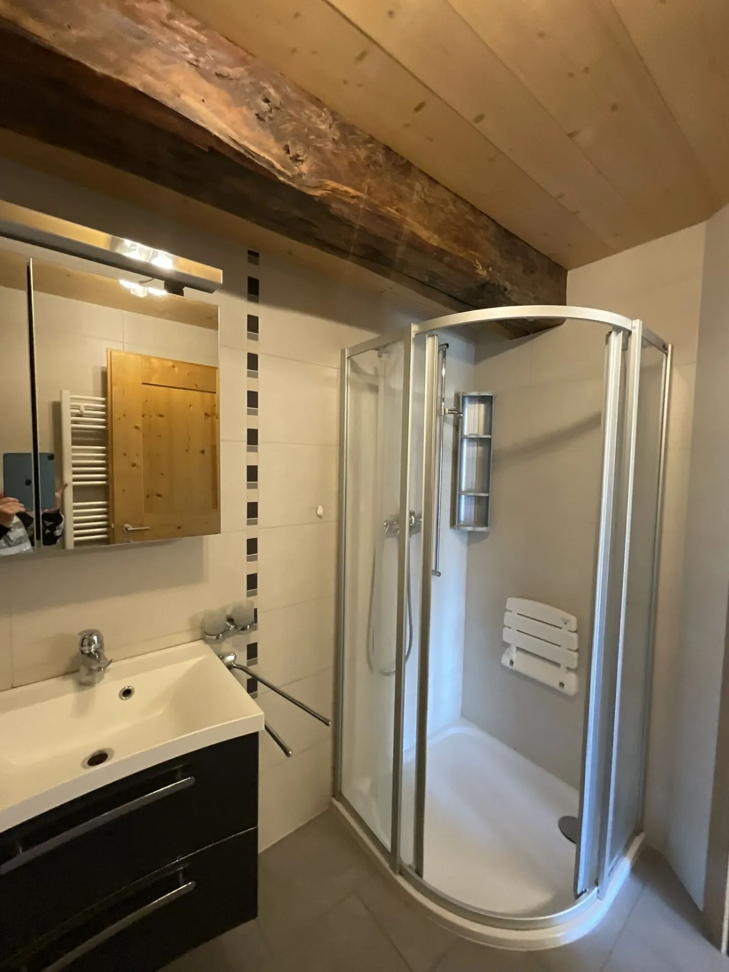 Apartment and land for sale in the village of Vollèges - Photo 18 of 26