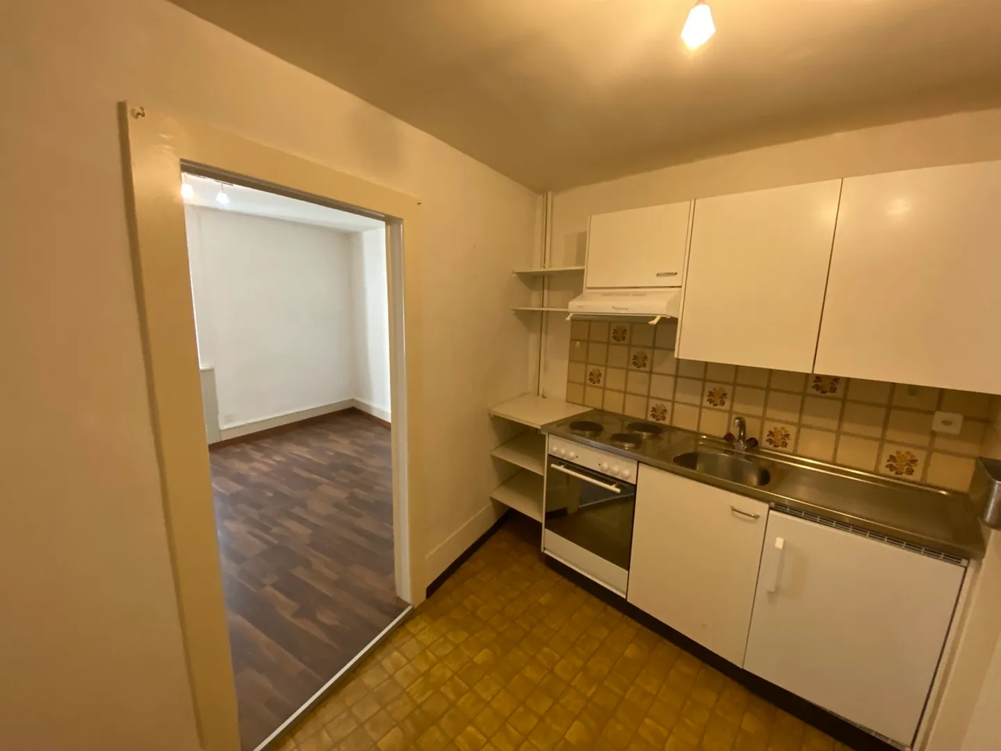 Appartement de 3,5 pièce 1er étage. - Photo 2 sur 12