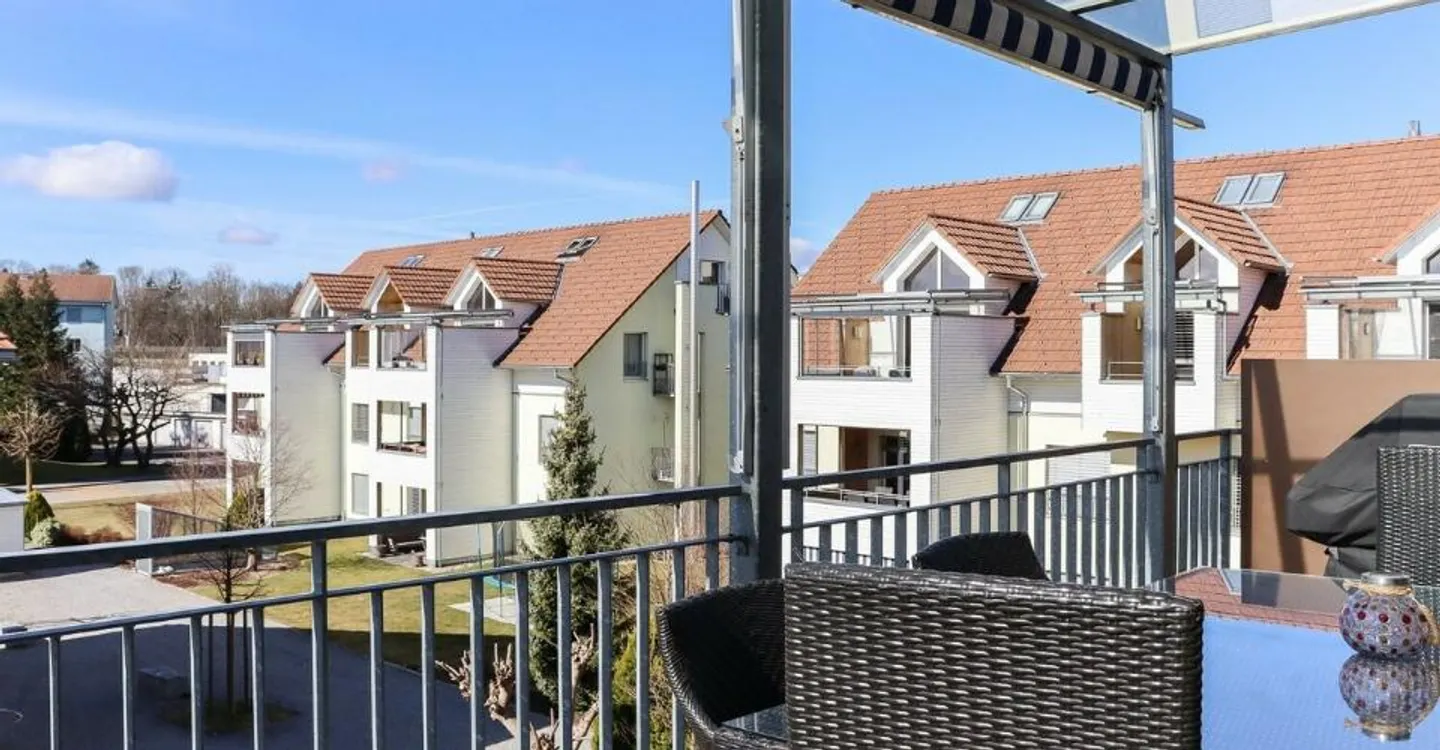 Luxury Apartment in Kirchberg - Photo 5 of 7