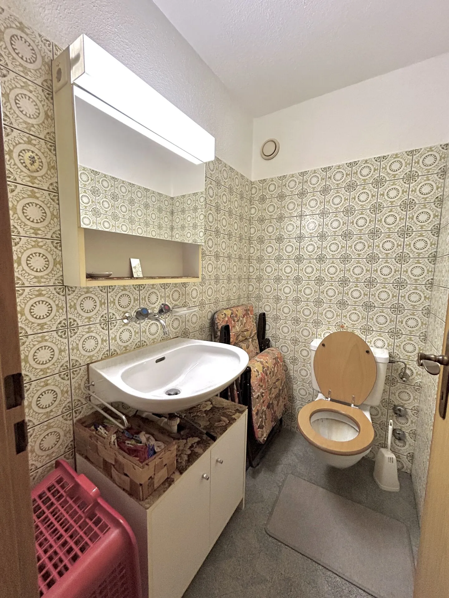 Appartement de 3,5 pièces à rénover au 11ème étage à Dietikon - Photo 7 sur 11