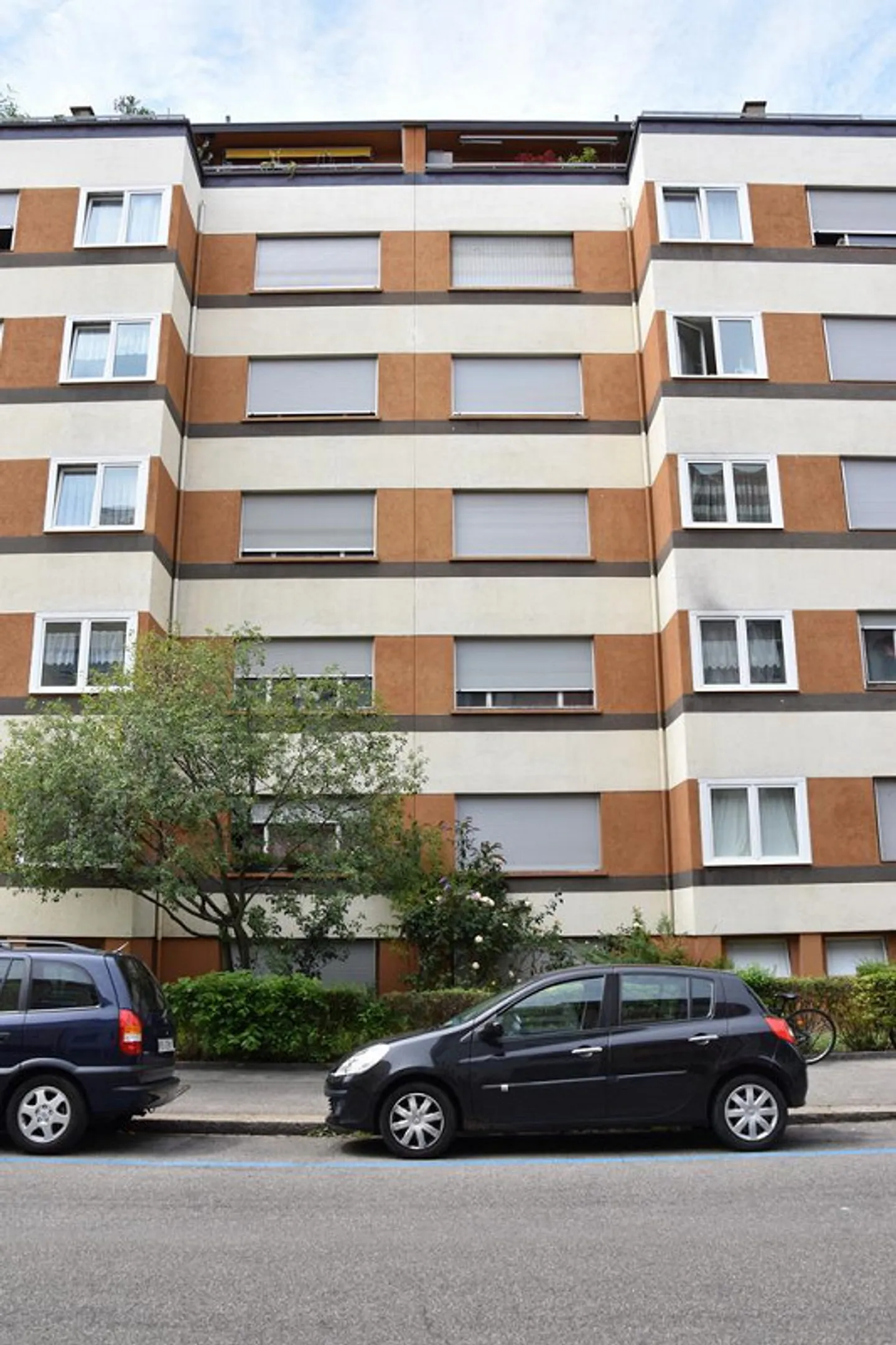 Appartamento accogliente con 3 stanze vicino a Burgfelderplatz - Foto 1 di 10