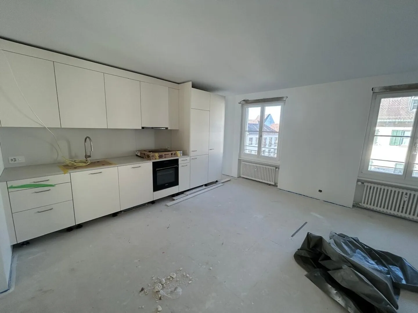 2.5 and 3.5 room apartments first rentals after core renovation! - Photo 6 of 8