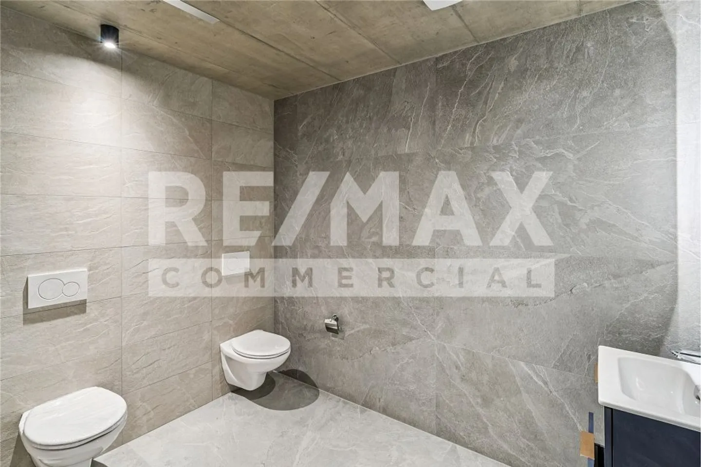 Functional Office Space in Morat - Photo 6 of 10