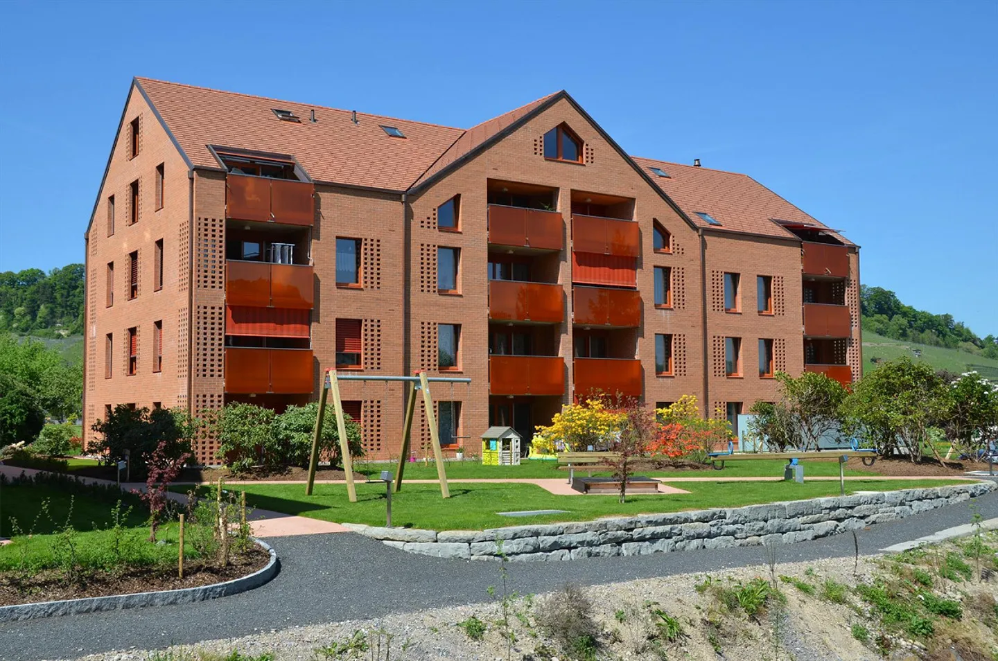 Appartement moderne de 3.5 pièces avec coin salon - Photo 1 sur 9