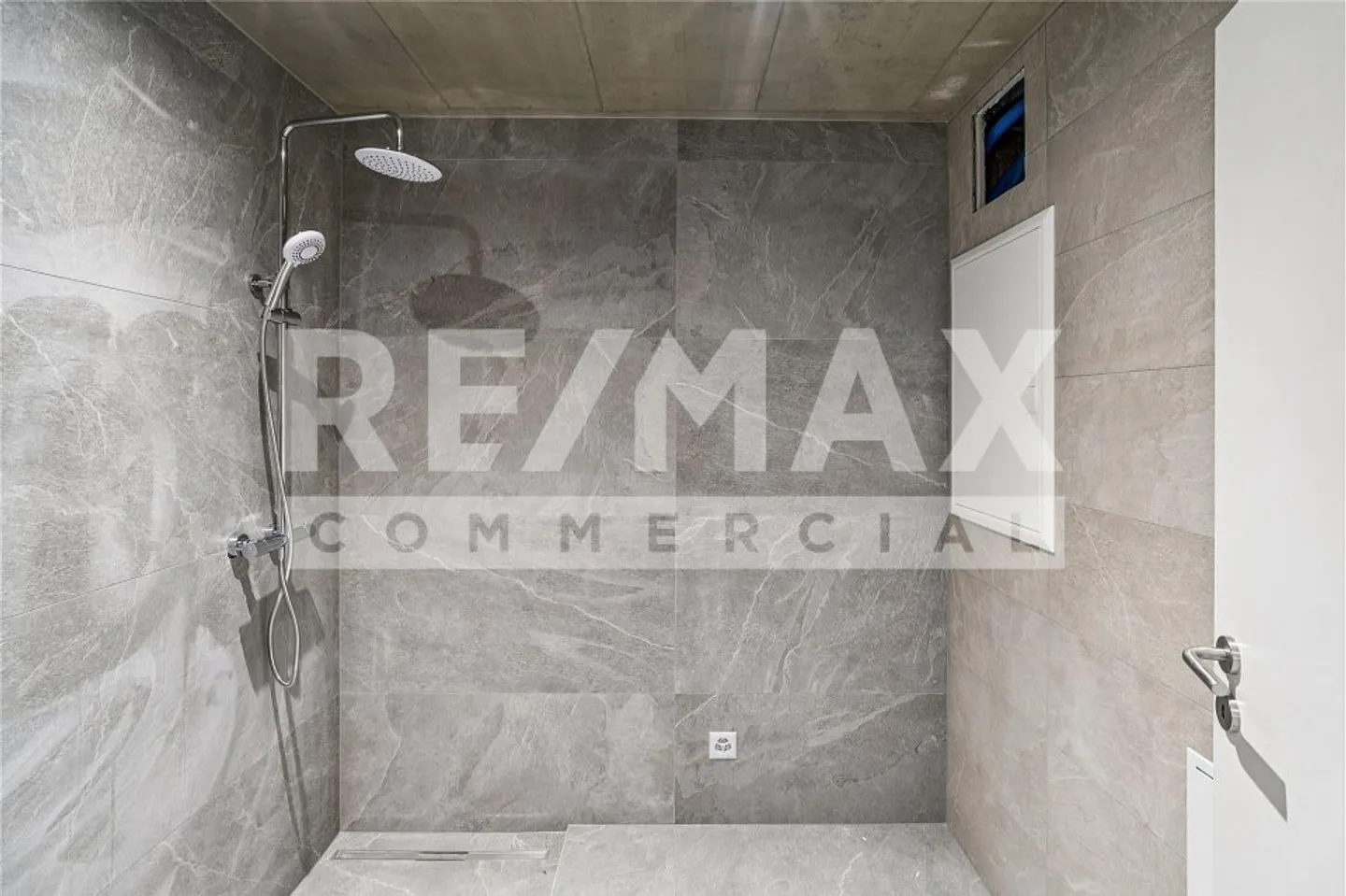 Functional Office Space in Morat - Photo 7 of 10