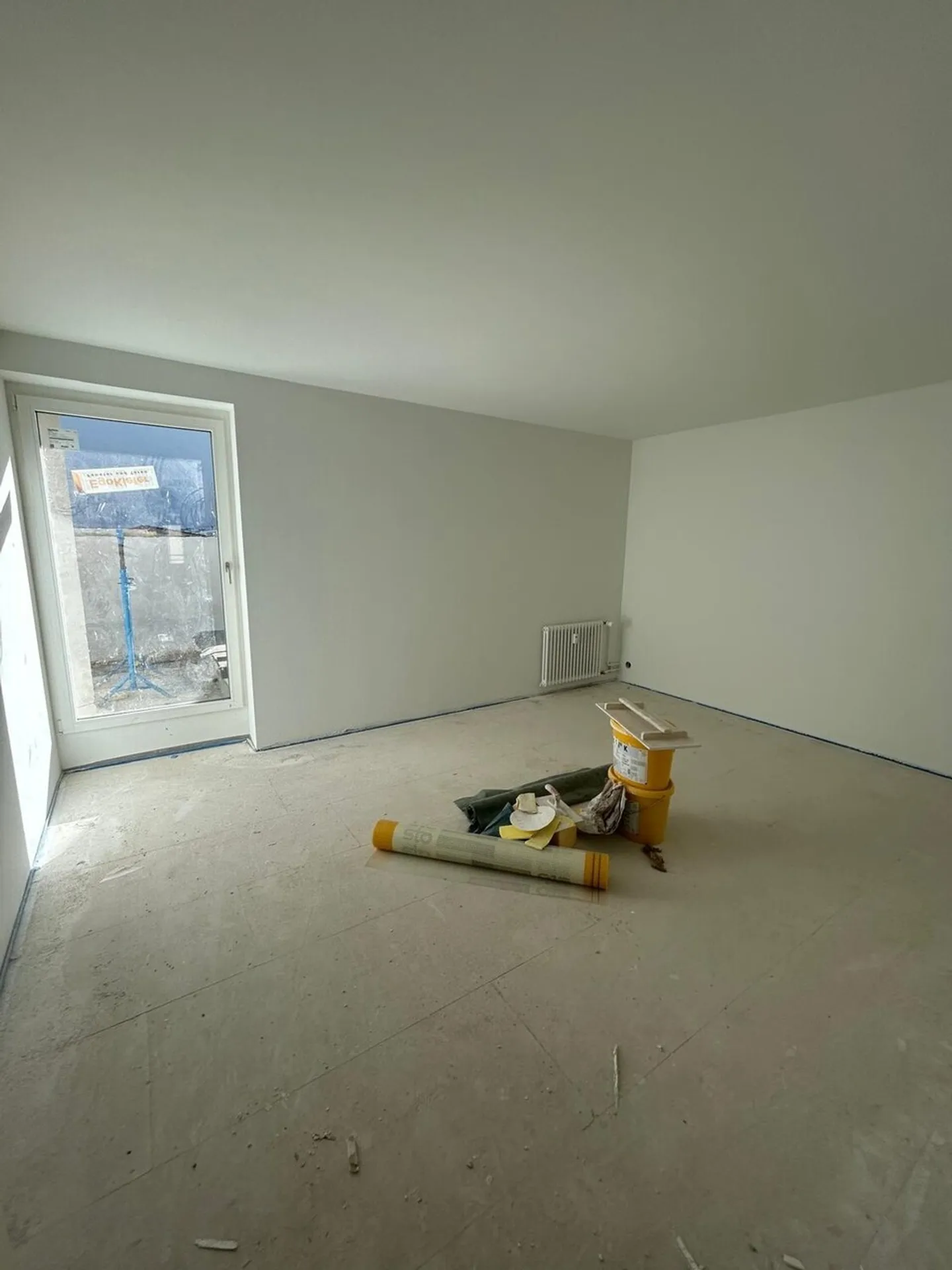 2.5 and 3.5 room apartments first rentals after core renovation! - Photo 7 of 8