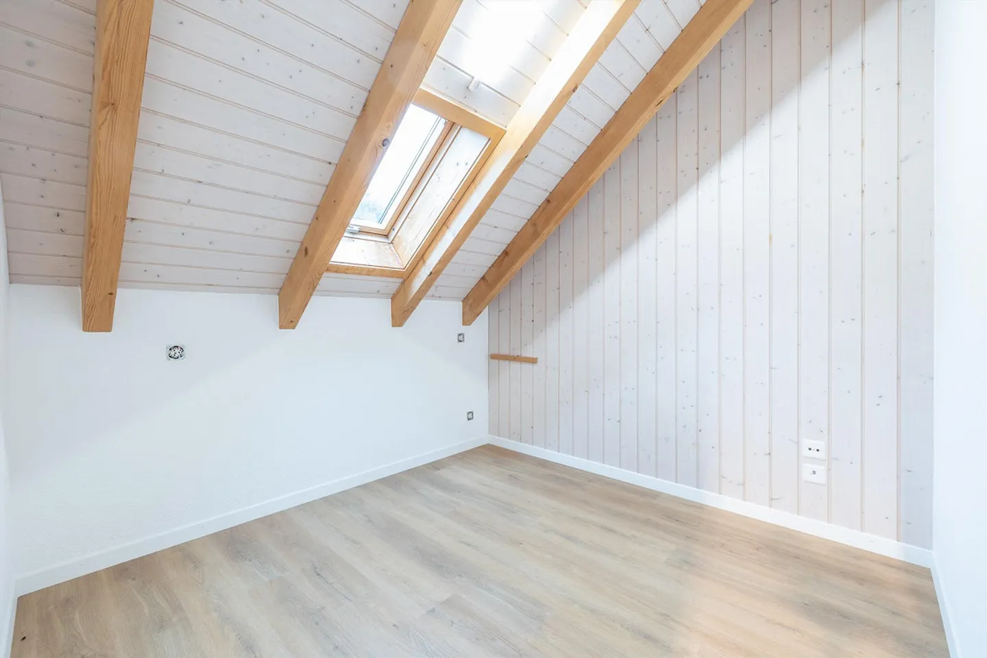 Your new home: modern maisonette in fresh shine - Photo 2 of 7