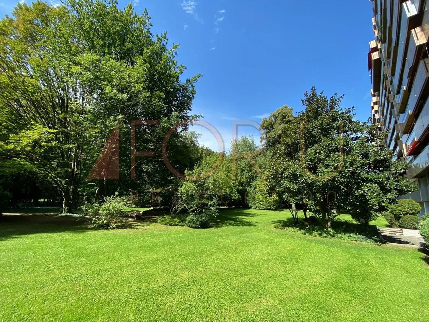 Stupendo appartamento di 4 stanze con terrazza e piscina a Cologny - Foto 12 di 13