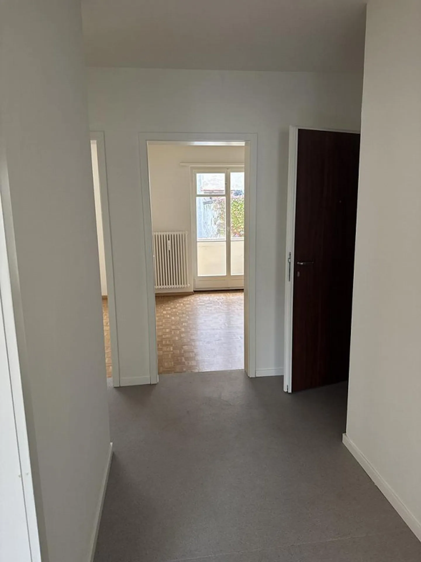 Appartamento accogliente con 3 stanze vicino a Burgfelderplatz - Foto 6 di 10