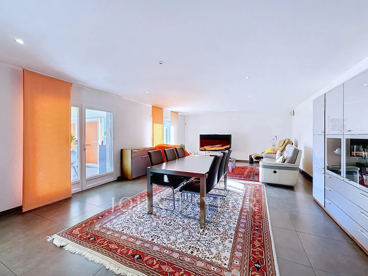 Elegante Villa Indipendente a Plan-Conthey - Foto 2 di 8
