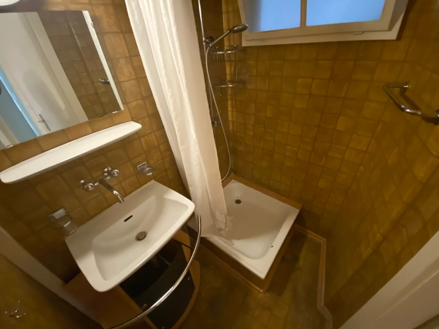 Appartement de 3,5 pièce 1er étage. - Photo 6 sur 12