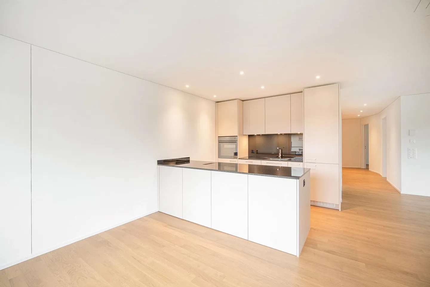 First occupancy in stylish penthouse apartment - mattenpark.ch - Photo 4 of 10