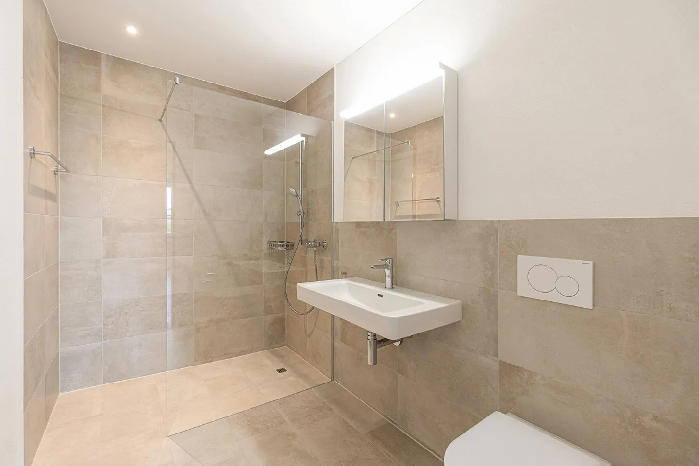 First occupancy in stylish penthouse apartment - mattenpark.ch - Photo 5 of 10