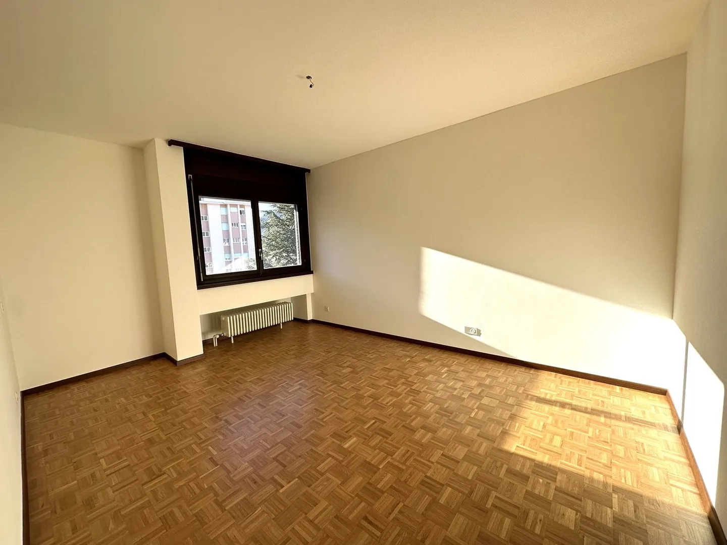 3.5 Room Apartment - Photo 9 of 12